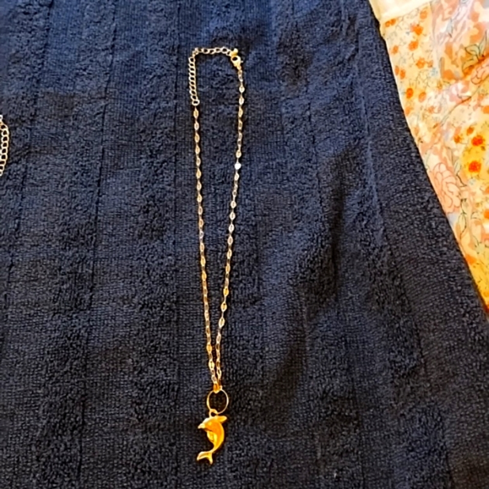 Ladies Necklace w Pendant